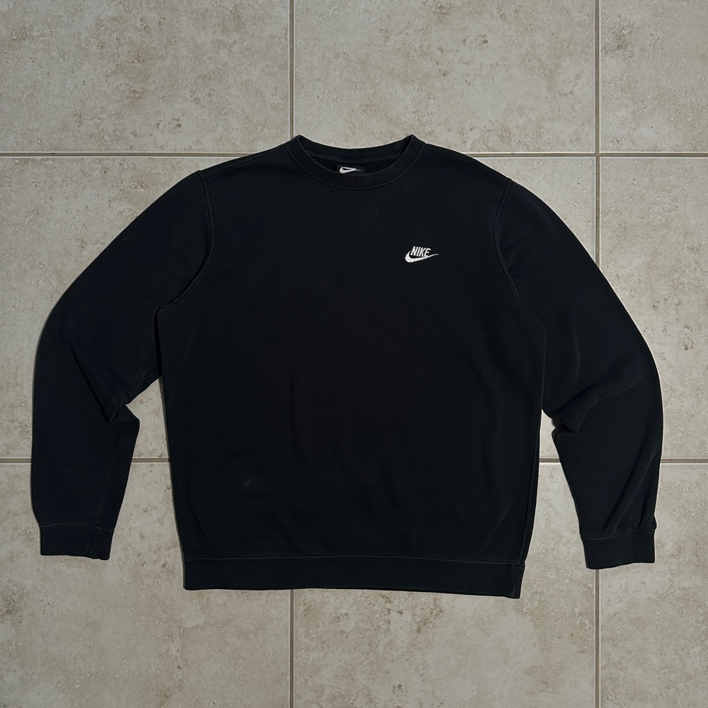 Nike sweatshirt